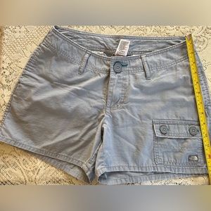 4040– The North Face Shorts